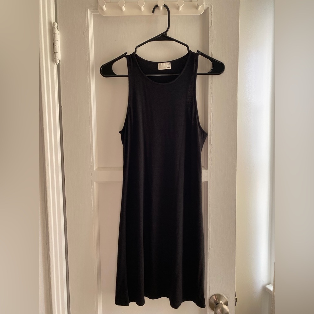 Aritzia Wilfred Free dress